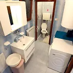 Parenzana Mirni Koticek Star - Parenzana Haven Hideaway Star بيت للعطل